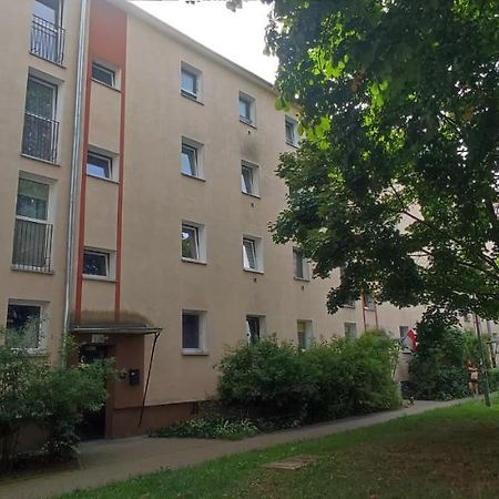 הוסטל Warszawa Wola Pokoje מראה חיצוני תמונה